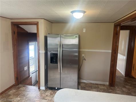 4244 Paumier Avenue Louisville OH 44641