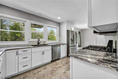 7035 Farview Road Brecksville OH 44141