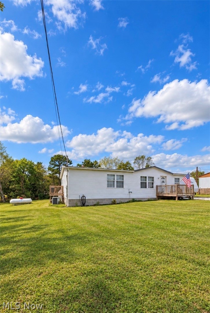 42153 Ash Street Reedsville OH 45772
