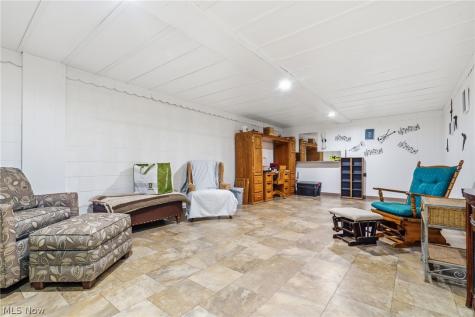 2148 Clearview Street NE Massillon OH 44646