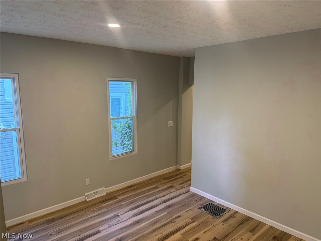 858 Forrest Drive Akron OH 44306