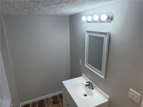 858 Forrest Drive Akron OH 44306