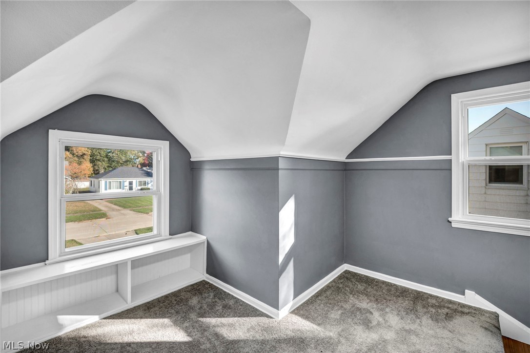 7198 Greenleaf Avenue Parma OH 44130