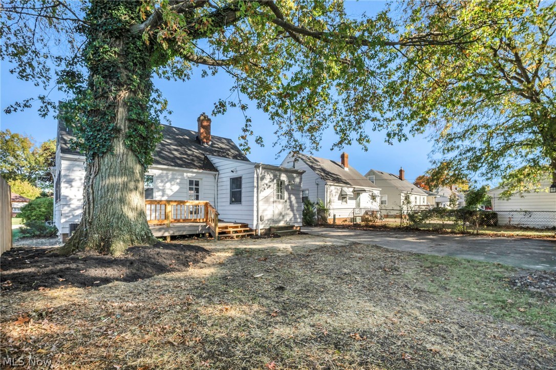 7198 Greenleaf Avenue Parma OH 44130