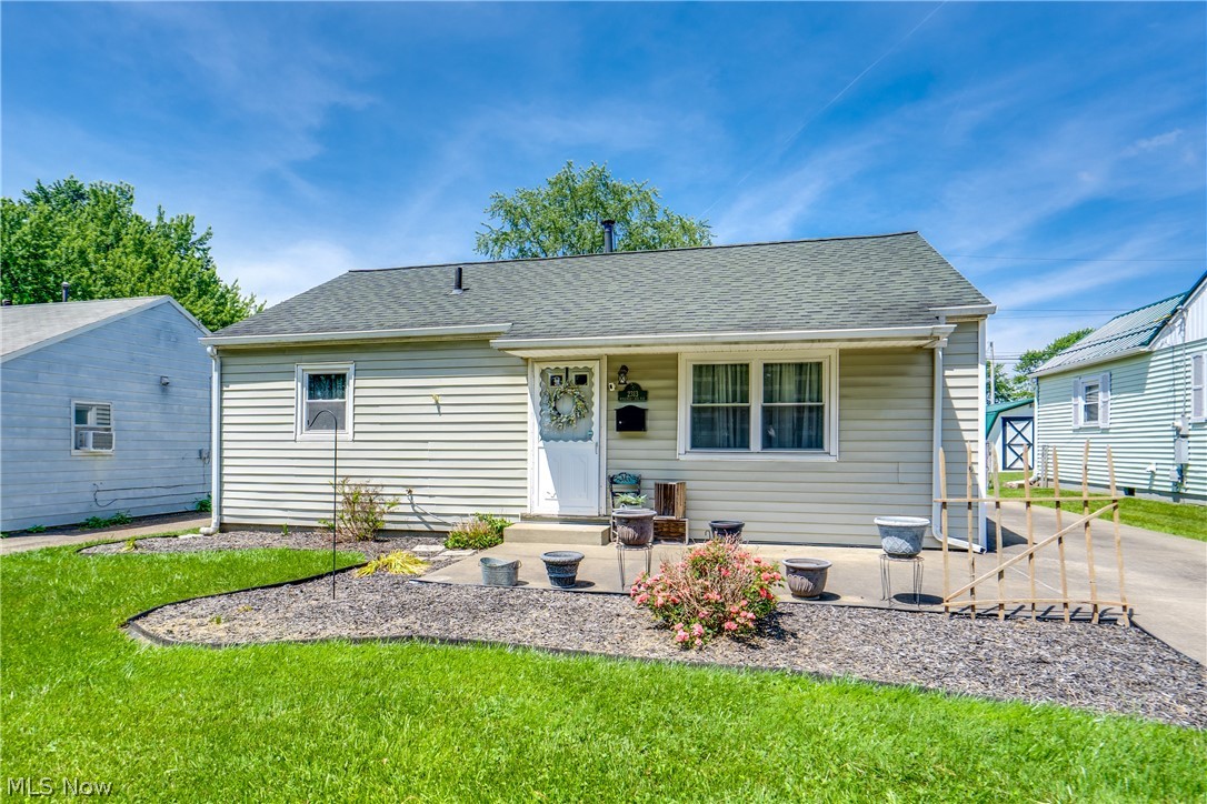 2313 Bollinger Avenue NE Canton OH 44705