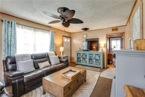 2313 Bollinger Avenue NE Canton OH 44705