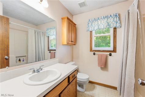 11599 Hoover Avenue NW Uniontown OH 44685