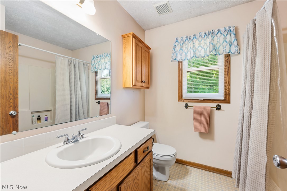 11599 Hoover Avenue NW Uniontown OH 44685