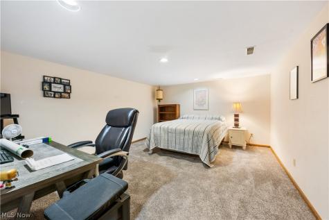 11599 Hoover Avenue NW Uniontown OH 44685