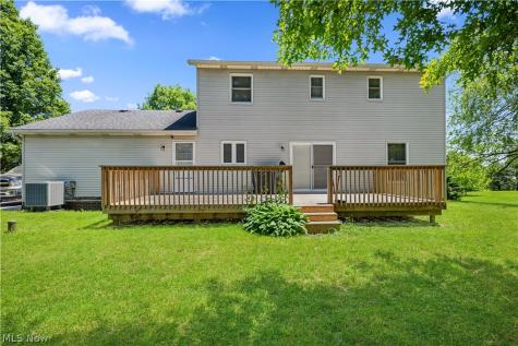11599 Hoover Avenue NW Uniontown OH 44685