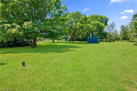 11599 Hoover Avenue NW Uniontown OH 44685