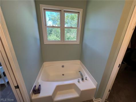 4842 Ridge Road Wadsworth OH 44281