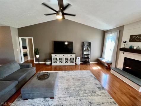 4842 Ridge Road Wadsworth OH 44281