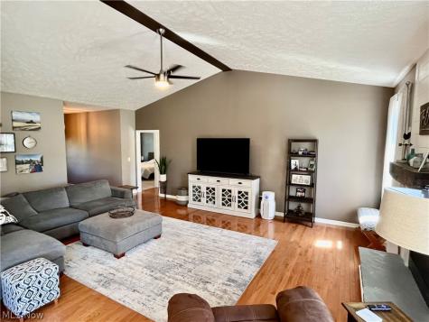 4842 Ridge Road Wadsworth OH 44281