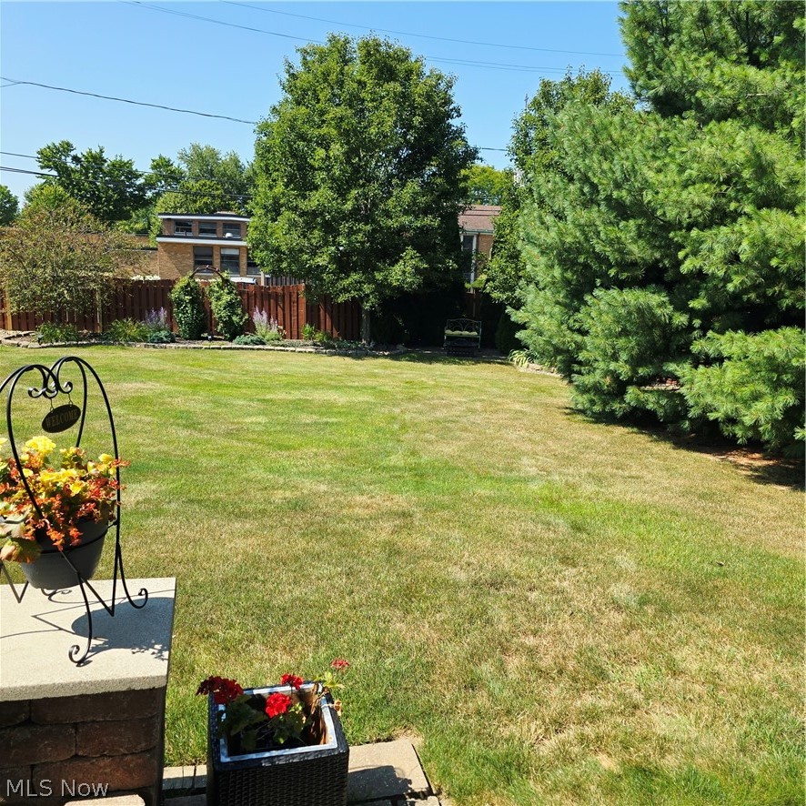 14565 Uhlin Drive Middleburg Heights OH 44130