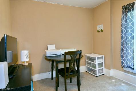 315 W Park Avenue Niles OH 44446