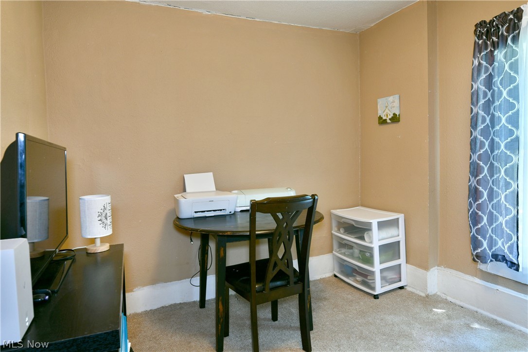 315 W Park Avenue Niles OH 44446