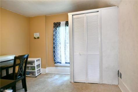 315 W Park Avenue Niles OH 44446