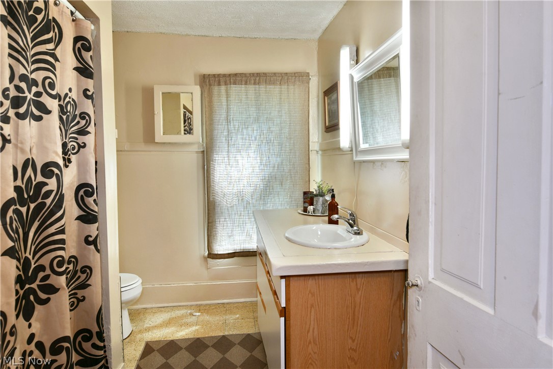 315 W Park Avenue Niles OH 44446