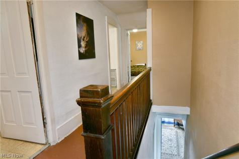 315 W Park Avenue Niles OH 44446