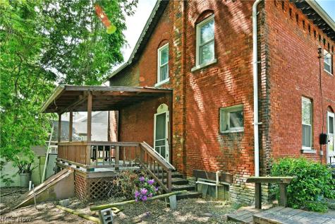 315 W Park Avenue Niles OH 44446