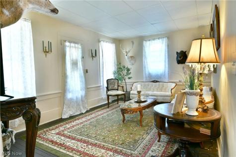 315 W Park Avenue Niles OH 44446