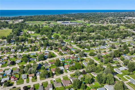 2711 W 39th Street Lorain OH 44053