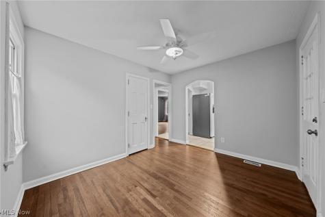 3504 E Scarborough Road Cleveland Heights OH 44118