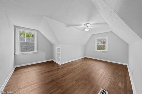 3504 E Scarborough Road Cleveland Heights OH 44118