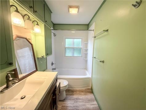 607 Cutler Street Marietta OH 45750