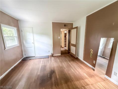 607 Cutler Street Marietta OH 45750