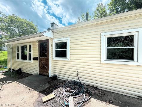607 Cutler Street Marietta OH 45750