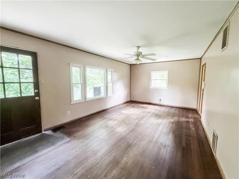 607 Cutler Street Marietta OH 45750