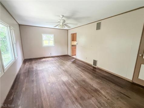 607 Cutler Street Marietta OH 45750