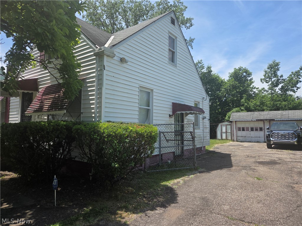 3942 East 188 Street Cleveland OH 44122