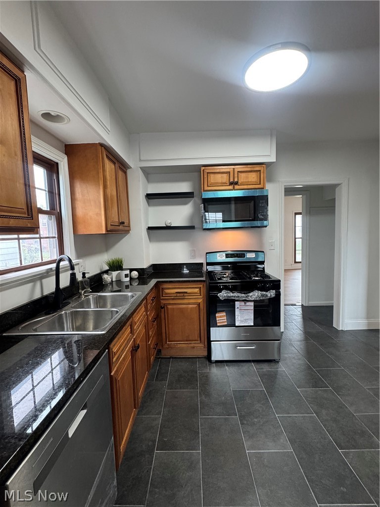 10900 Vernon Avenue Garfield Heights OH 44125