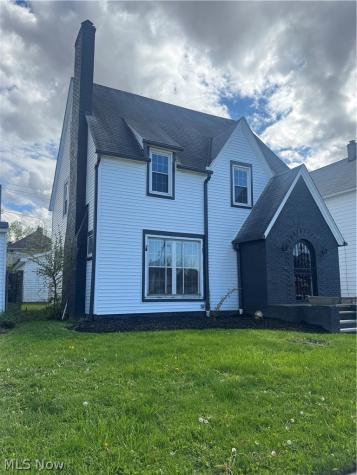 10900 Vernon Avenue Garfield Heights OH 44125