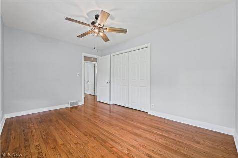 1042 Kingsway Street Alliance OH 44601