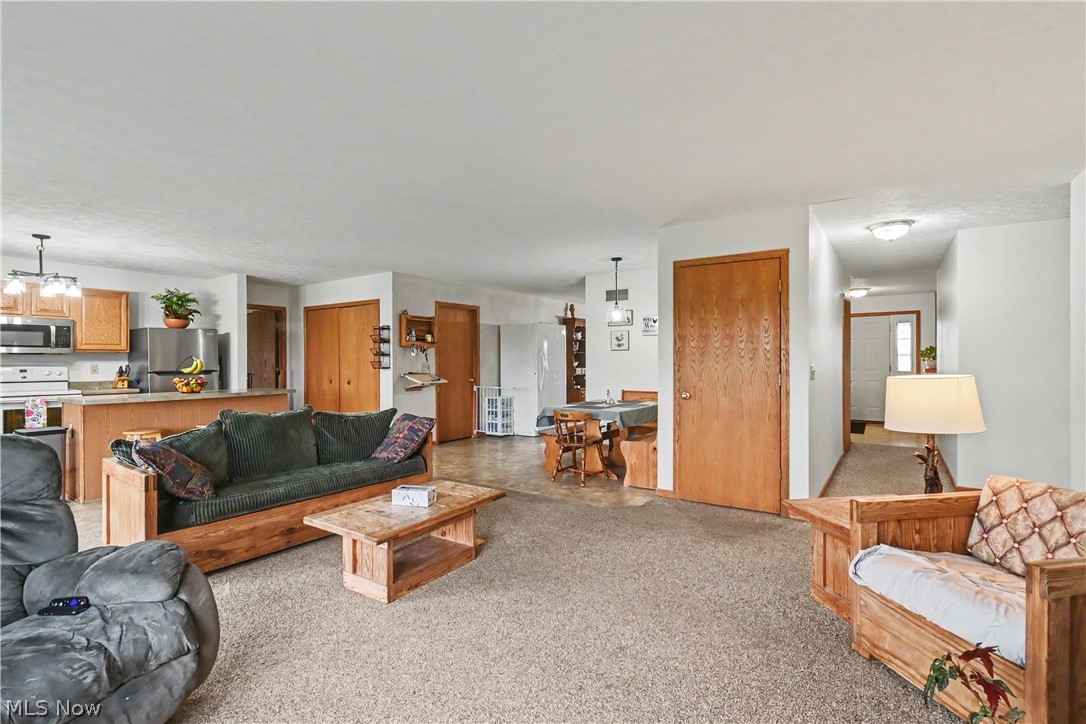 1009 County Road 40 Nova OH 44859