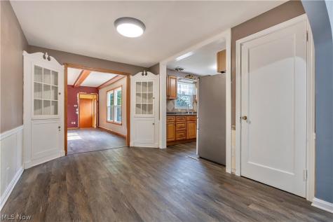 263 Everhard Road SW North Canton OH 44709