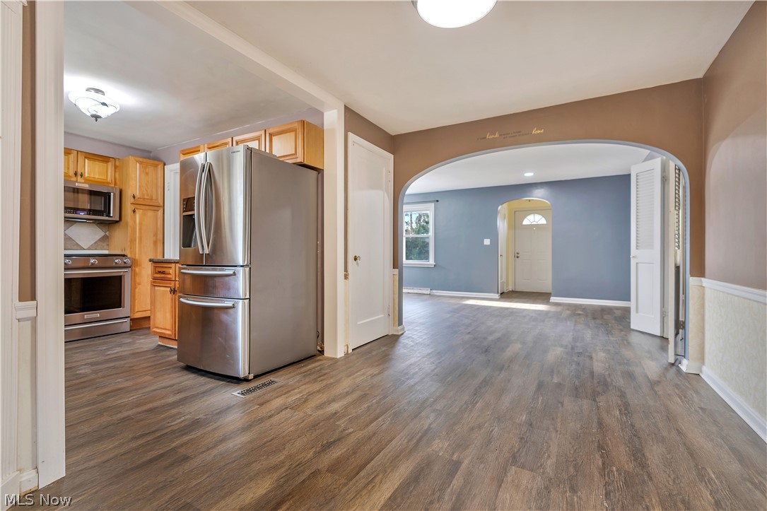 263 Everhard Road SW North Canton OH 44709