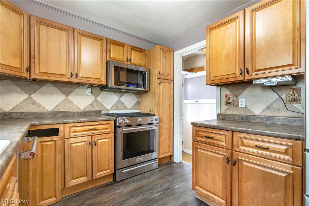 263 Everhard Road SW North Canton OH 44709