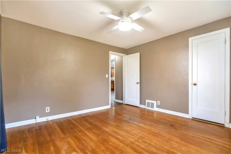 263 Everhard Road SW North Canton OH 44709