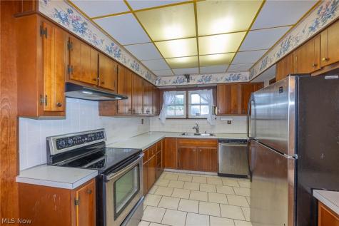 3396 Chalfant Road Shaker Heights OH 44120