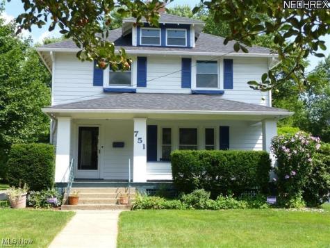 751 E Main Street Ravenna OH 44266