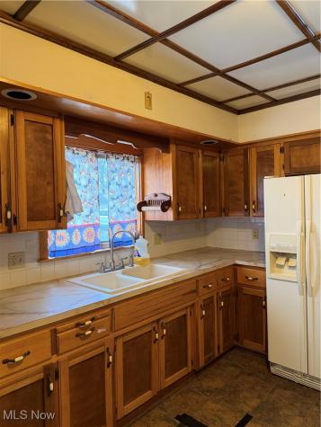 751 E Main Street Ravenna OH 44266