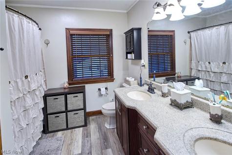 100 Maple Shade Drive Marietta OH 45750