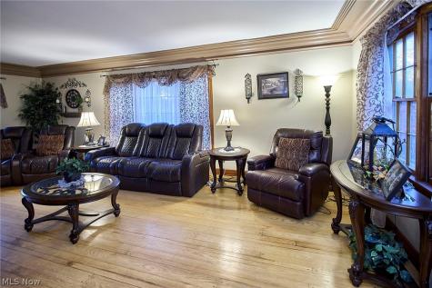 100 Maple Shade Drive Marietta OH 45750