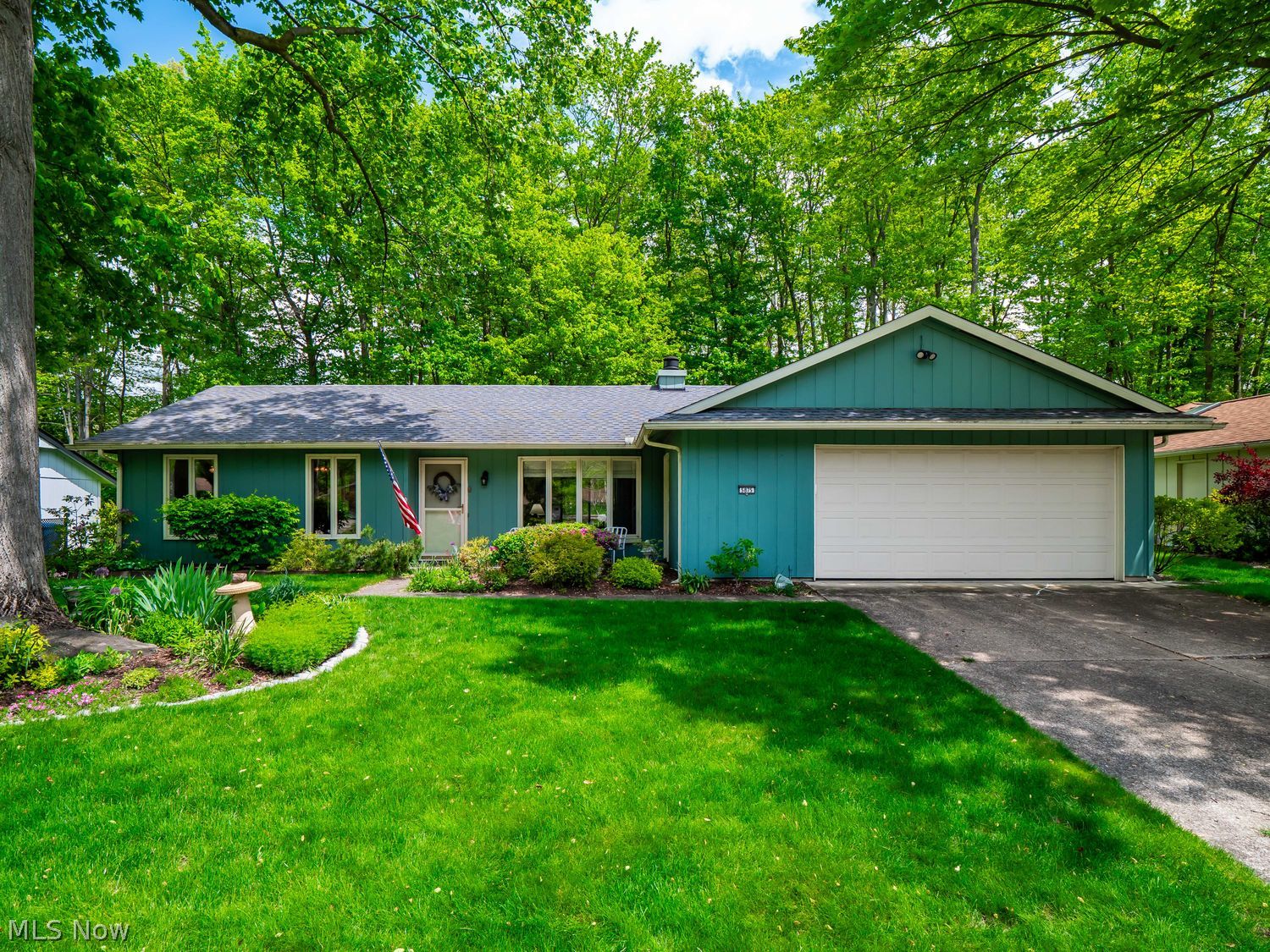 North Ridgeville OH, 5875 Hawthorne Hollow Drive