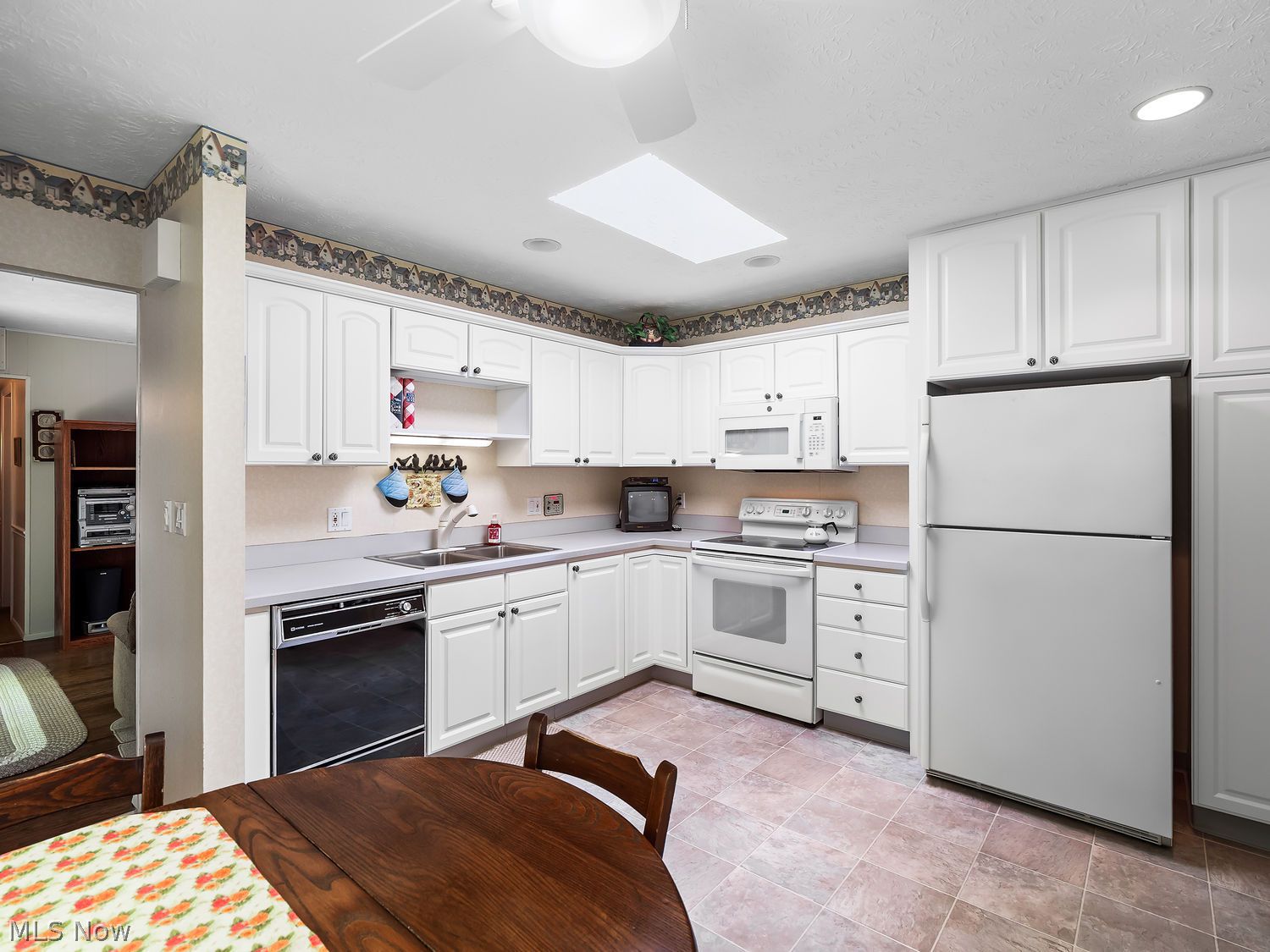5875 Hawthorne Hollow Drive North Ridgeville OH 44039
